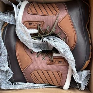 The north face shellista iv mid boots brand new in box size 8